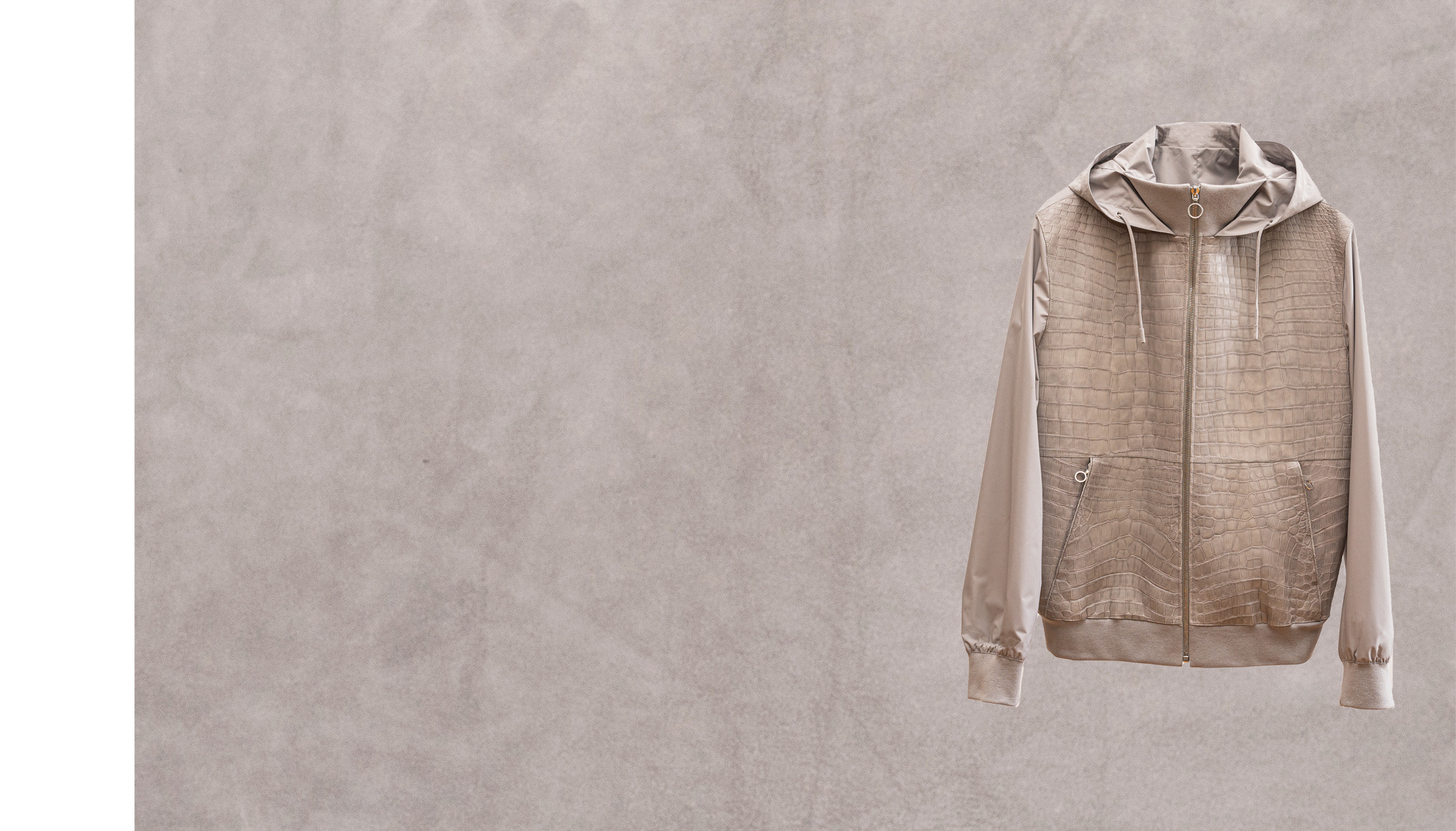 Sasha – Crocodile ganterie et nylon kimono grège